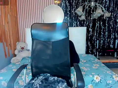 Chatroom XXX en direct de MarianaGalviz_