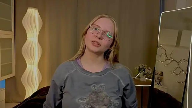 AlicaCohill webcam show