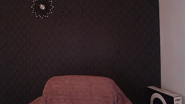 RebeccaStone – Naživo XXX chat