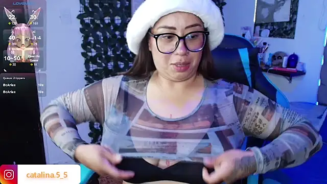 Pertunjukan Kamera Web Kata_Bigboobs