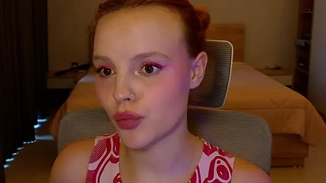 mollybossy Adlı Modelin Canlı XXX Sohbeti