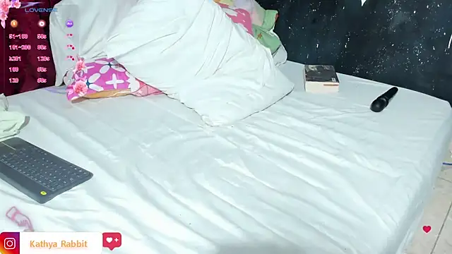 Chat XXX en directo de Ivy_horse_