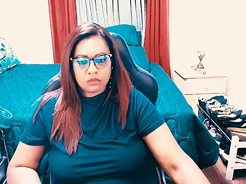 Chat XXX en directo de Indianlust69