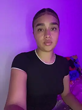 I_Samanthaa Adlı Modelin Canlı XXX Sohbeti