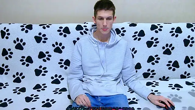 Lester_Broo Webcam show