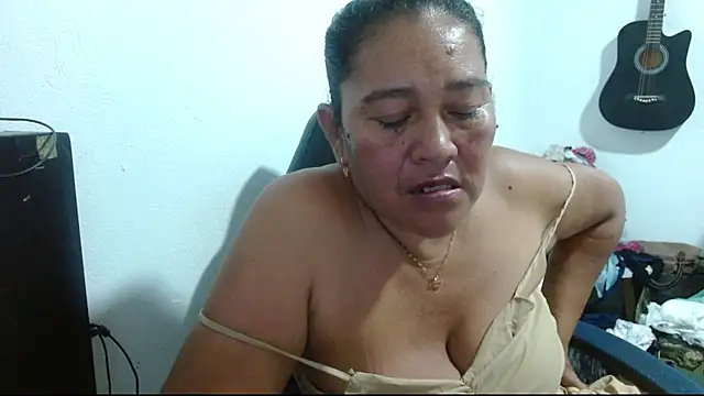 katia_mature Chat XXX live