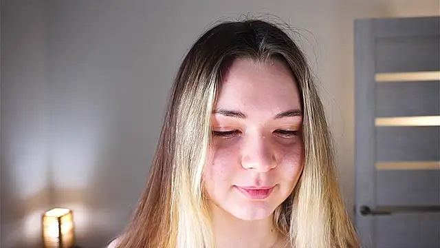 MarlinVarian's Live XXX Chat