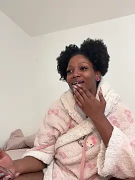 Chat +18 de mochamimi ao vivo