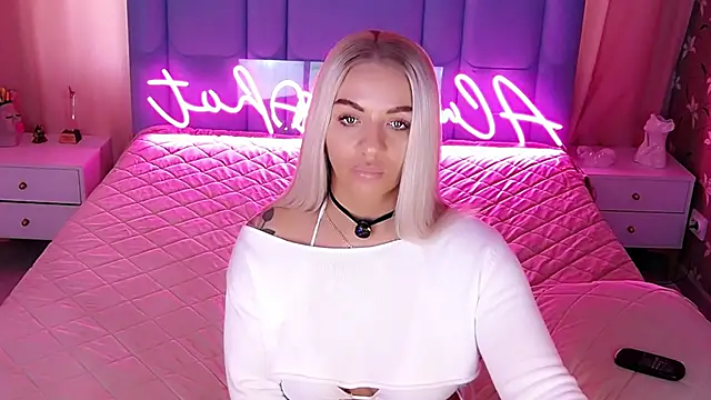 AllwaysHotJ Live XXX-chat