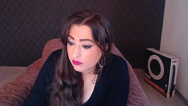 RebeccaStone: онлайн-секс-чат