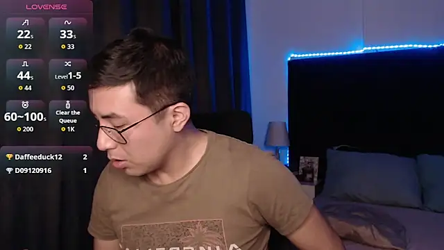 andrewmhilton_ webkamerás műsora