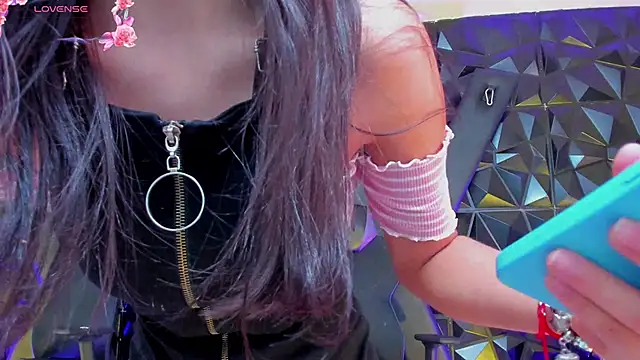 Chatroom XXX en direct de Agathaargent_