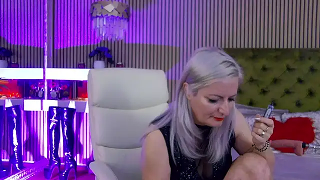 LadyTouch Live XXX-chat