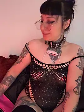 Ravenna666_ Live XXX-chat