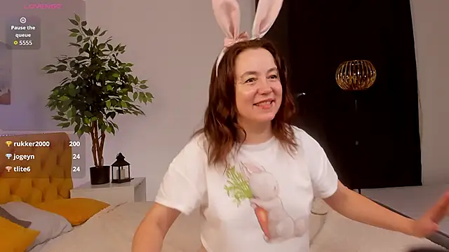 Kira_Adler Live XXX-Chat