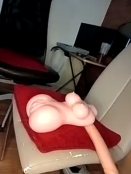 THE_CHEEKY_ALPHA Chat XXX in diretta