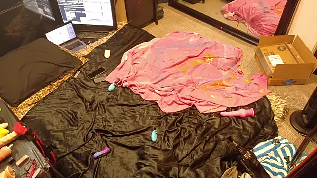 AQuickPhyx élő XXX-chatje