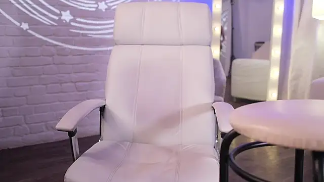 Margo_Pearls élő XXX-chatje