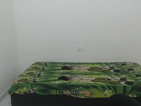 estefania224: онлайн-секс-чат