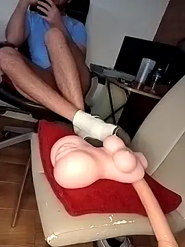 THE_CHEEKY_ALPHA 라이브 XXX 채팅