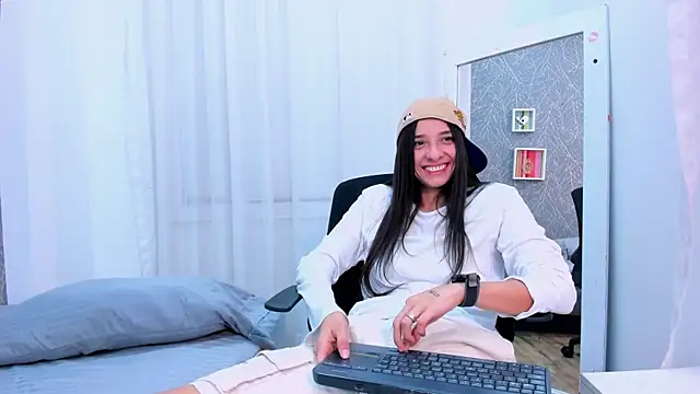 Chat XXX ao vivo de ViictoriiaSaenz