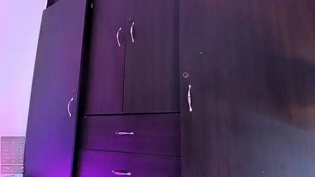 Онлайн чат XXX joeli_sweet