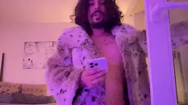 daddyvibes: онлайн-секс-чат