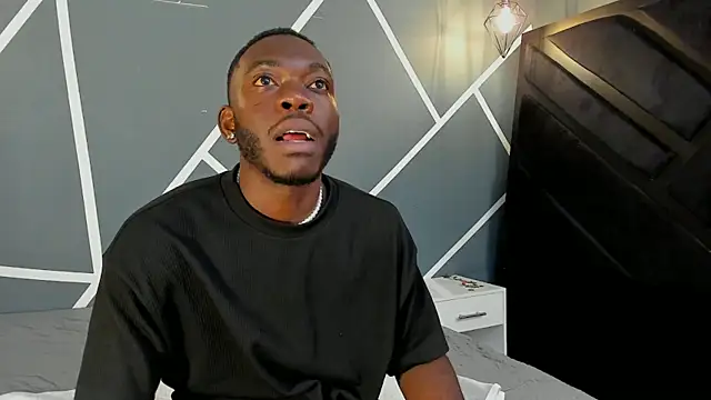 Oliver_Laurent_ Live XXX Chat