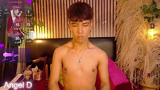 Angeldust19's Live XXX Chat