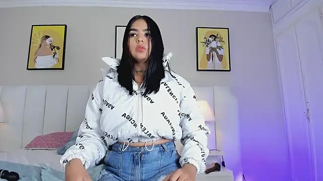 Chat +18 de angelss_of_charlie ao vivo