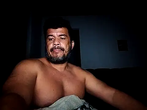 tarra122's Webcam Show