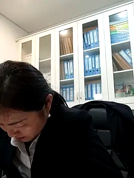 ialnuyoa_h's Live XXX Chat