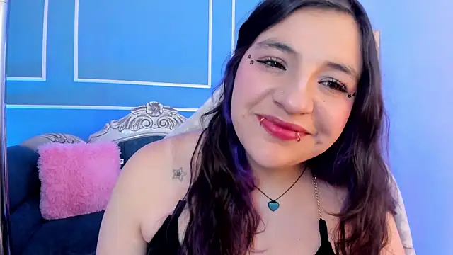 TaraTaylorr's Live XXX Chat