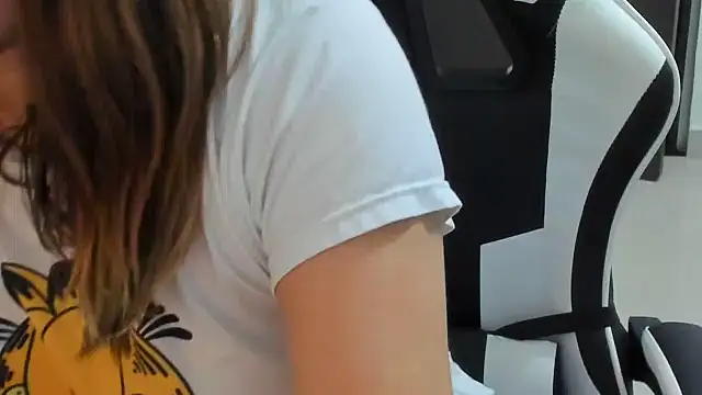 __Emma__11__Lecat_のライブXXXチャット