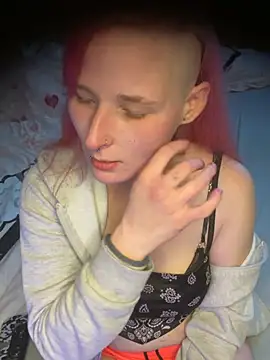 HotPurpleHaze Webcam-Show