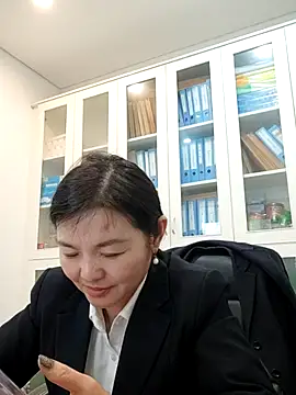 ialnuyoa_h's Live XXX Chat