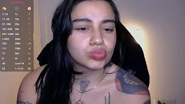 XXX chat uživo modela val_bardot