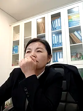 ialnuyoa_h's Live XXX Chat