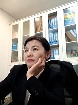 Czat XXX na żywo – ialnuyoa_h