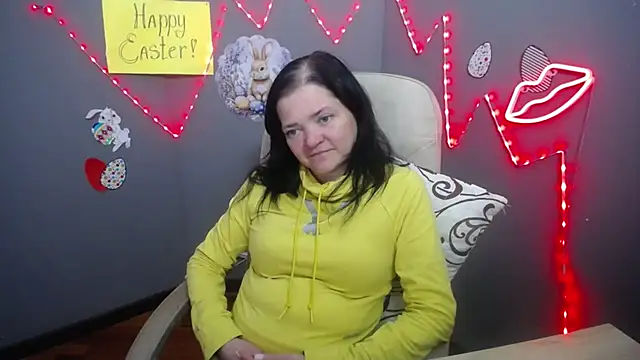 LauraFinn Chat XXX in diretta