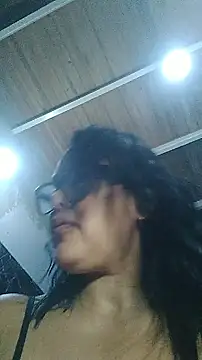 Chatroom XXX en direct de Xoticxenax