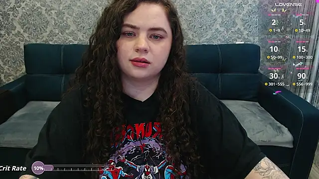 LunaRoub's Live XXX Chat