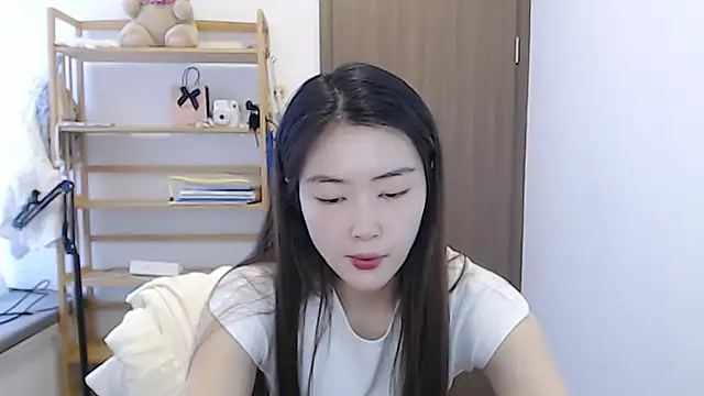 Mimi-cnbaby: απευθείας συνομιλία ΧΧΧ