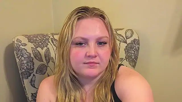 PhatAssBlond's Webcam Show