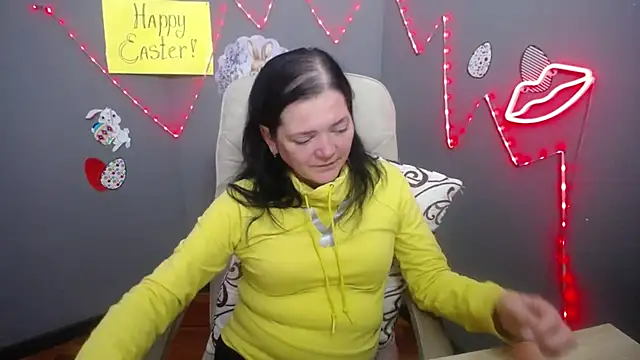 LauraFinn 라이브 XXX 채팅