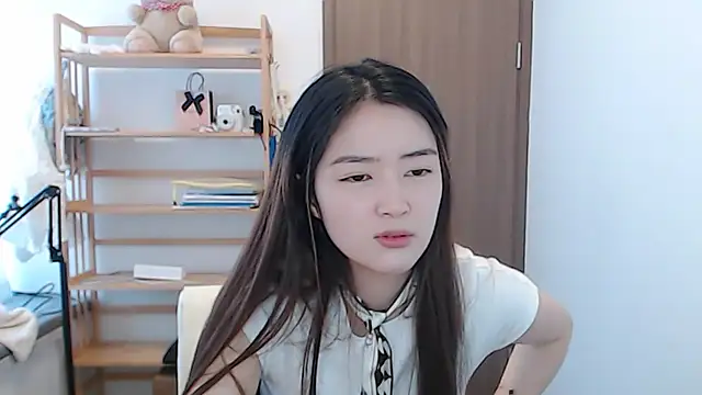 Mimi-cnbaby Chat XXX in diretta