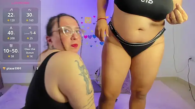 MiaYMolly's Live XXX Chat