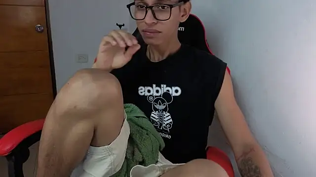 sung_yol – webcam-show