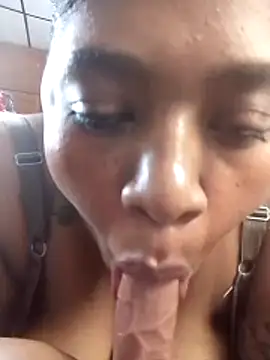 Mia-Victory 即時 XXX 聊天