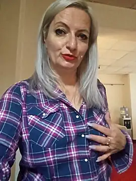 LadyTouch Live XXX Chat